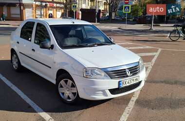 Седан Renault Logan 2011 в 