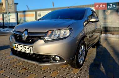 Седан Renault Logan 2013 в Виннице