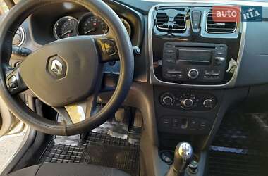 Седан Renault Logan 2014 в Вознесенске