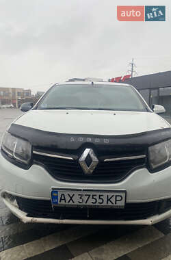 Седан Renault Logan 2013 в Ужгороде