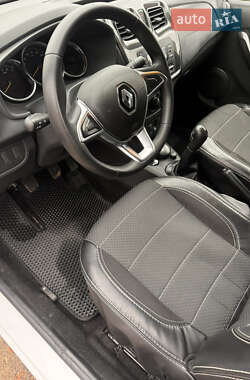 Седан Renault Logan 2019 в 