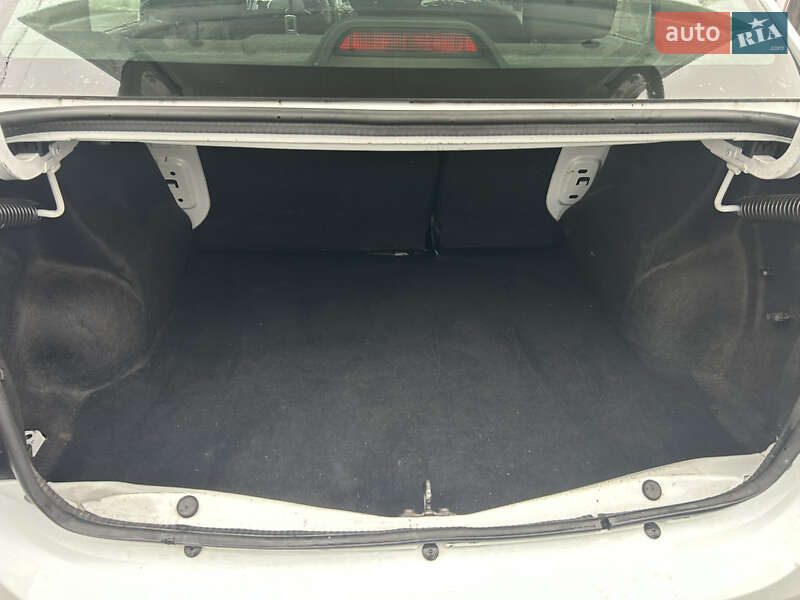 Седан Renault Logan 2020 в Киеве