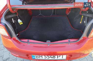 Седан Renault Logan 2014 в 
