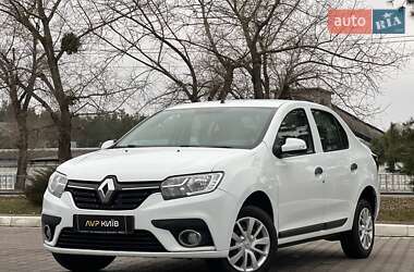 Седан Renault Logan 2017 в Киеве