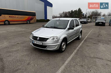 Седан Renault Logan 2012 в Днепре