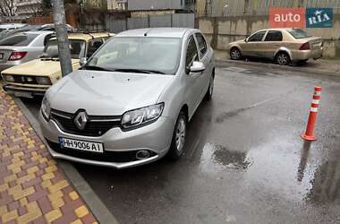 Renault Logan 2013