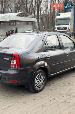 Седан Renault Logan 2010 в Киеве