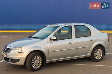 Седан Renault Logan 2011 в Сумах