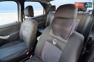 Седан Renault Logan 2011 в Сумах