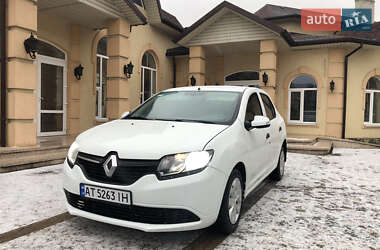 Седан Renault Logan 2013 в 
