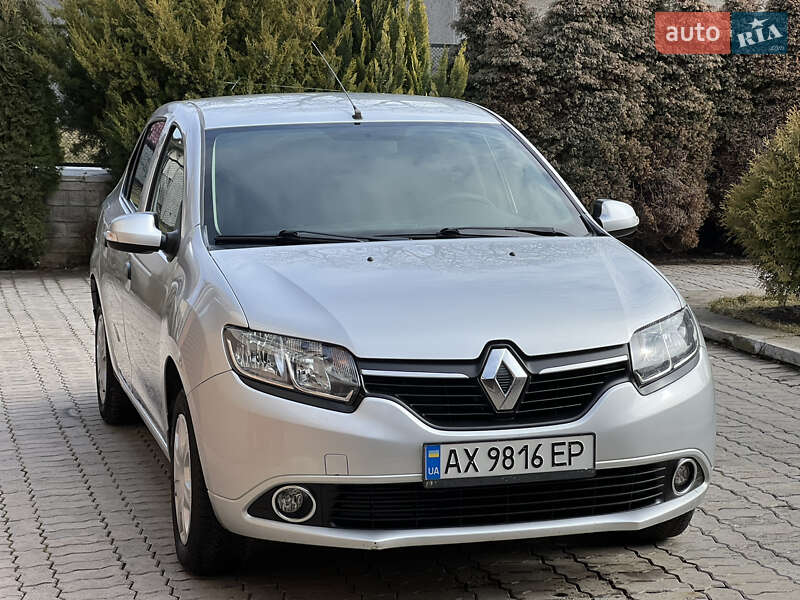 Седан Renault Logan 2014 в Тернополе