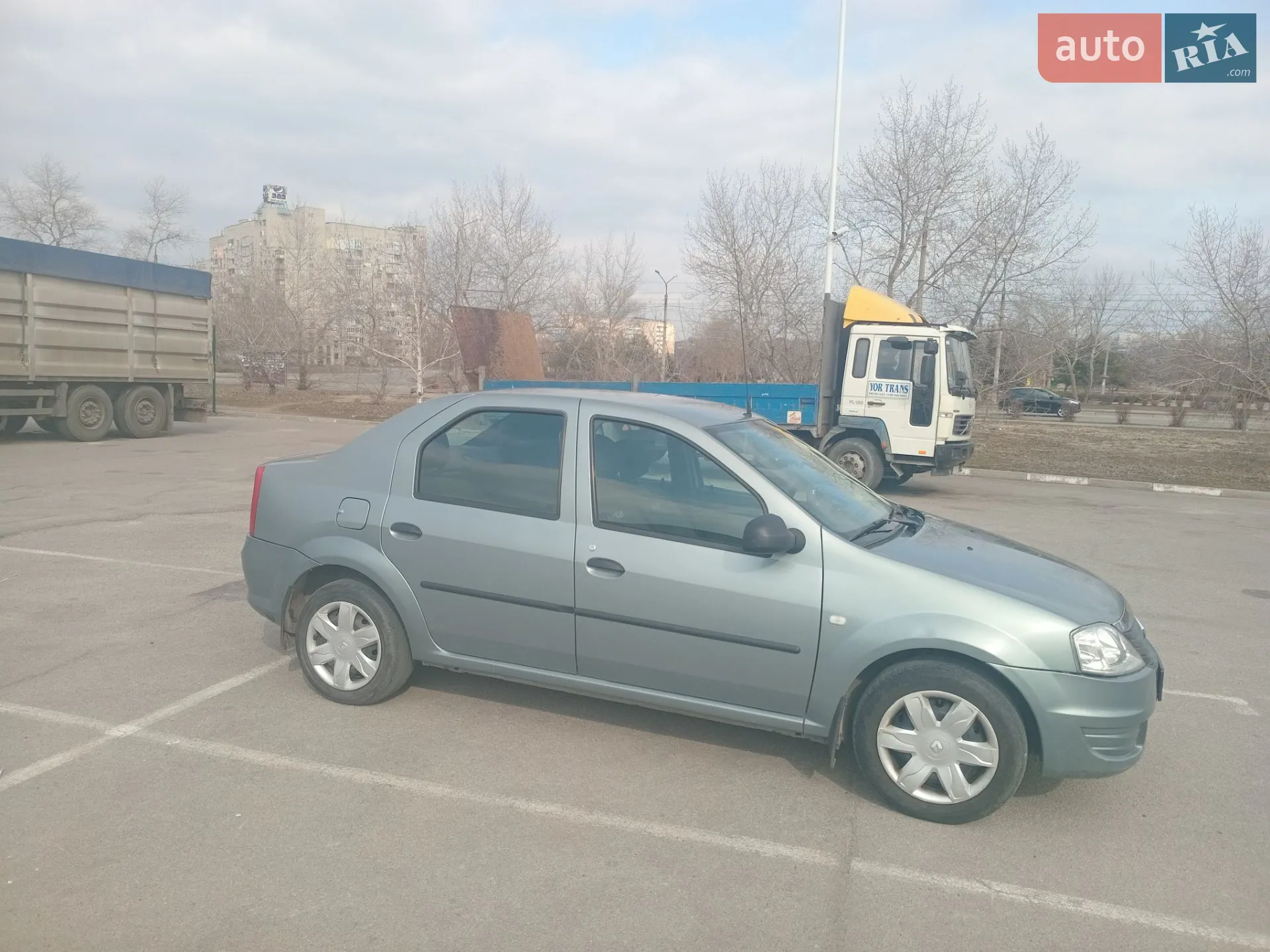2010 Renault Logan - мініатюра 4