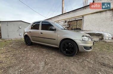 Седан Renault Logan 2010 в Кривому Озері