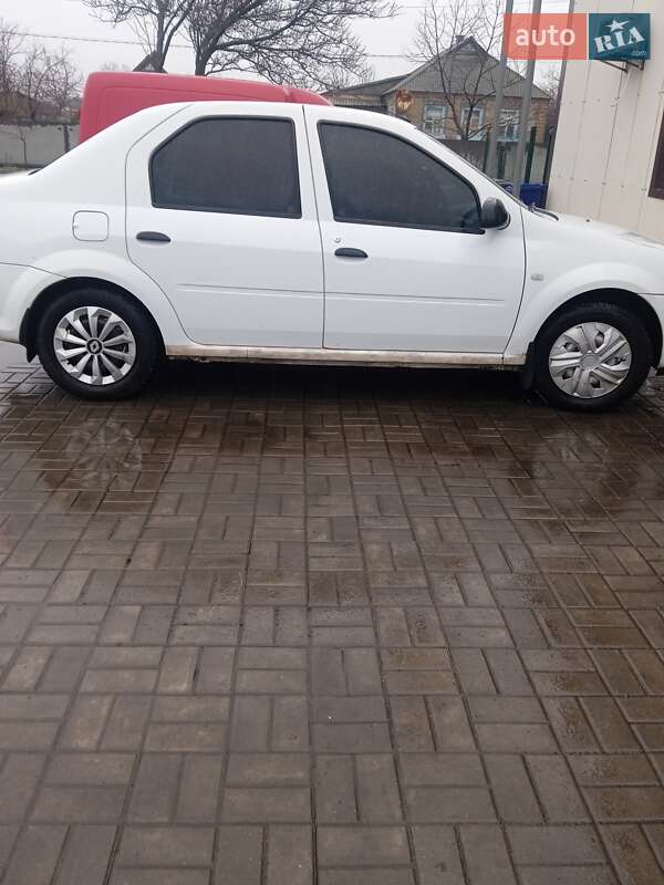 Седан Renault Logan 2011 в Краматорську