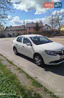 Седан Renault Logan 2015 в 