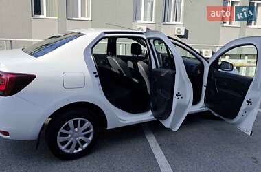 Седан Renault Logan 2019 в 