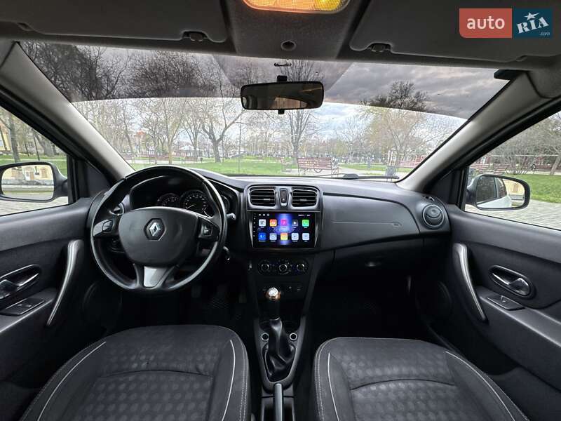 Седан Renault Logan 2013 в Миколаєві