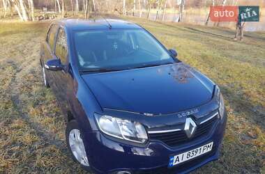 Седан Renault Logan 2015 в 