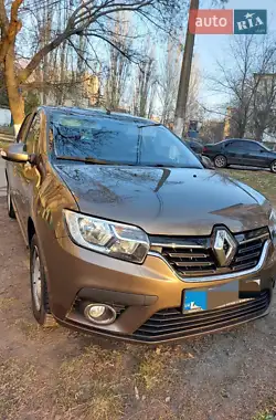 Renault Logan 2018