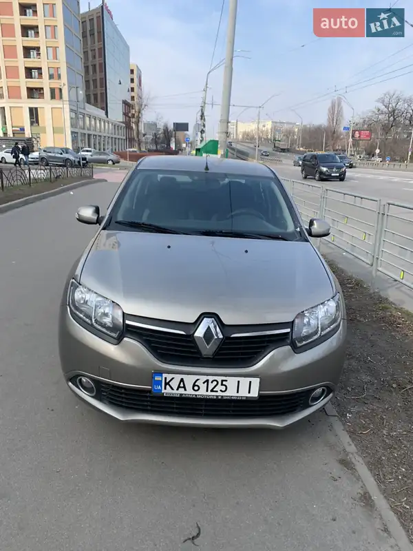 Renault Logan 2013