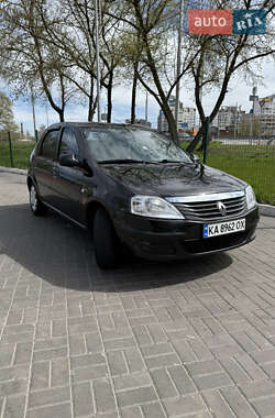 Renault Logan 2010 Renault Logan 2010