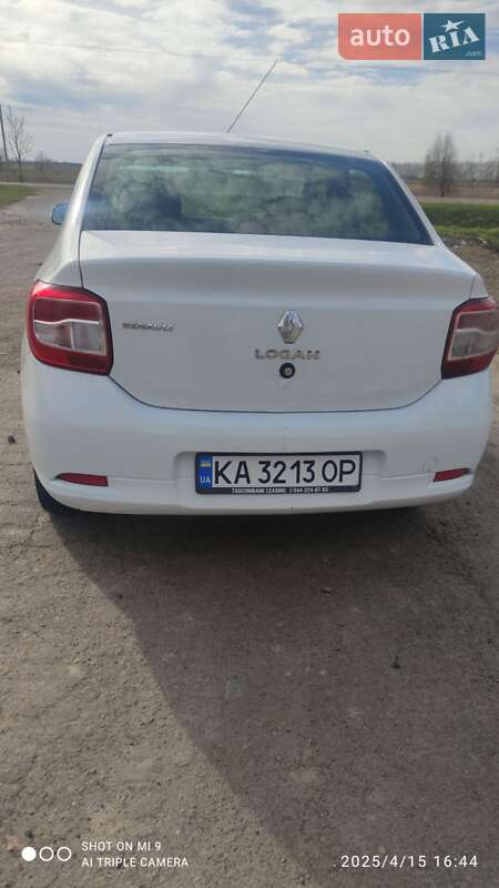 Седан Renault Logan 2014 в Козелеці