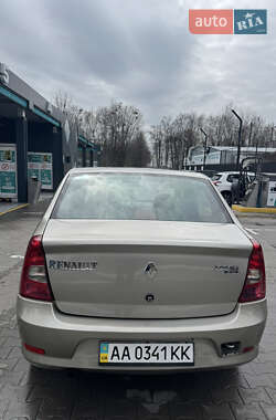 Седан Renault Logan 2010 в 