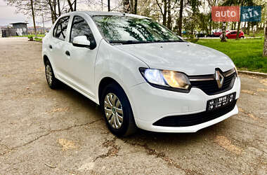 Седан Renault Logan 2014 в 