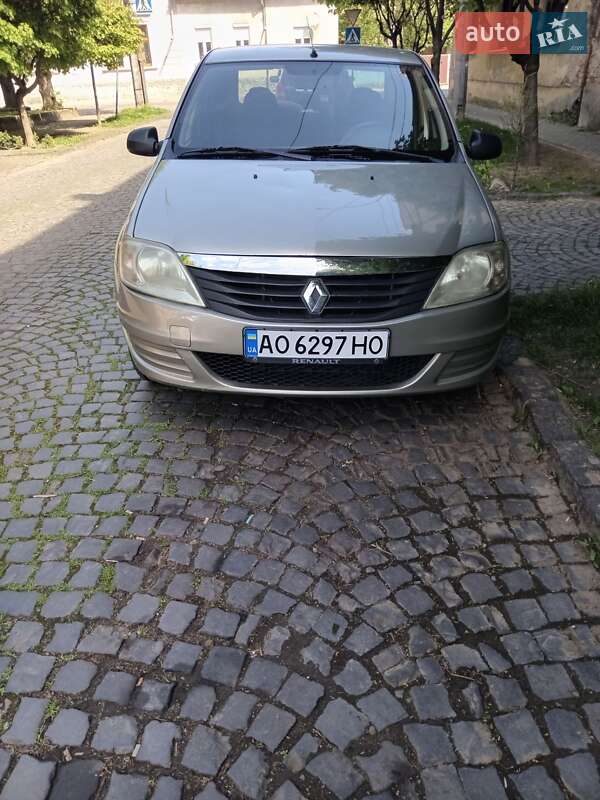 Renault Logan 2009