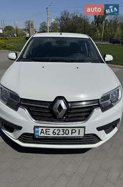 Renault Logan 2021