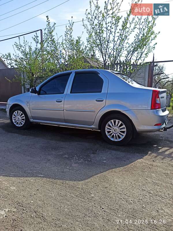 Седан Renault Logan 2012 в Дніпрі фото 3 Седан Renault Logan 2012 в Дніпрі