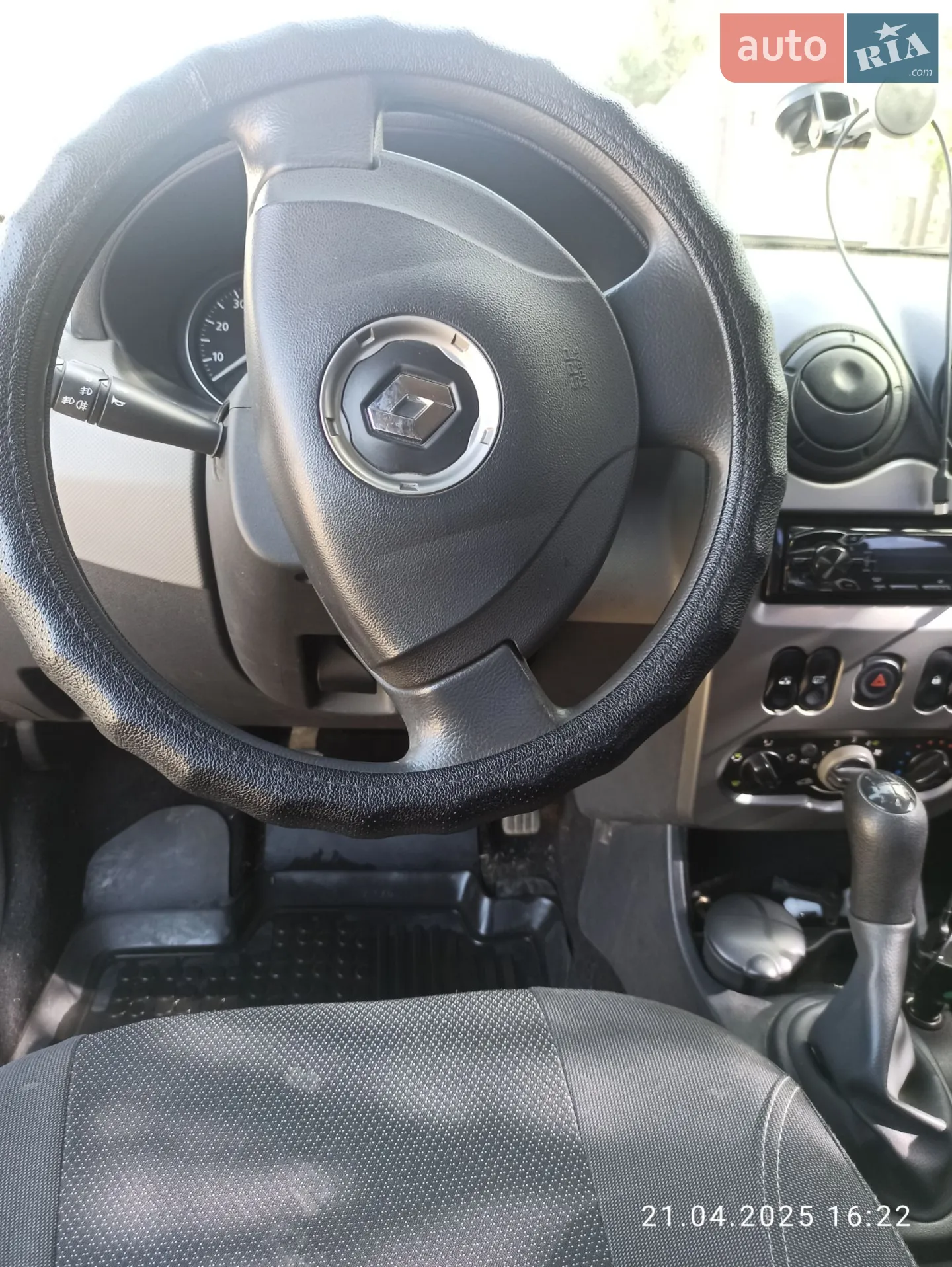 2012 Renault Logan - мініатюра 22