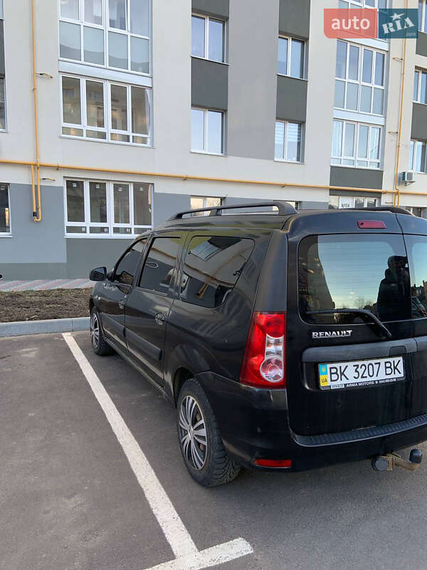 Универсал Renault Logan 2011 в Сарнах