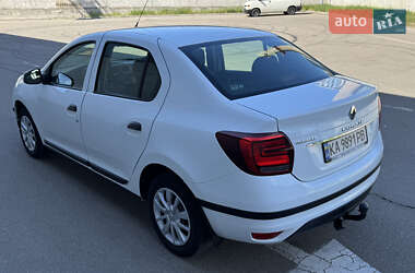 Седан Renault Logan 2019 в 