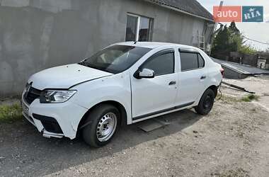 Седан Renault Logan 2017 в 