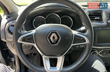 Седан Renault Logan 2019 в 