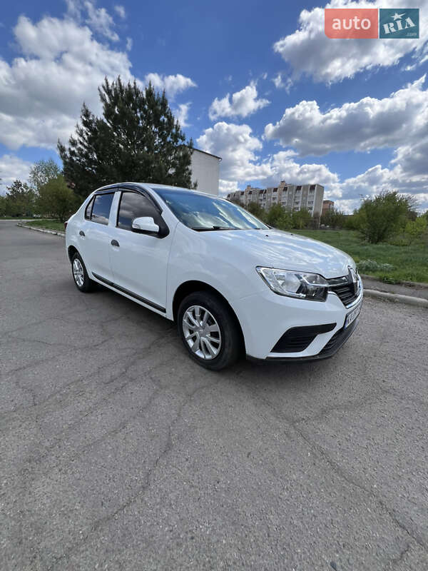 Renault Logan 2017