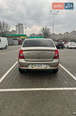 Седан Renault Logan 2009 в 
