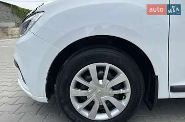 Седан Renault Logan 2019 в 