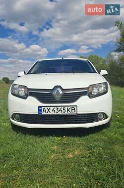 Седан Renault Logan 2013 в 