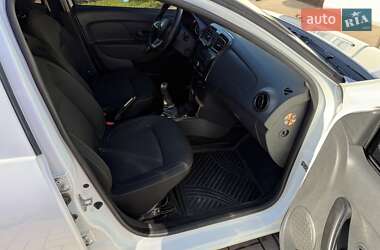 Седан Renault Logan 2019 в 