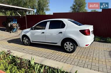 Седан Renault Logan 2019 в 