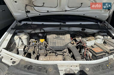 Седан Renault Logan 2012 в 