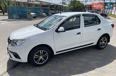 Седан Renault Logan 2018 в Киеве