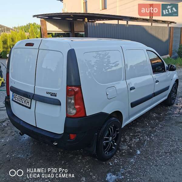 Универсал Renault Logan 2012 в 