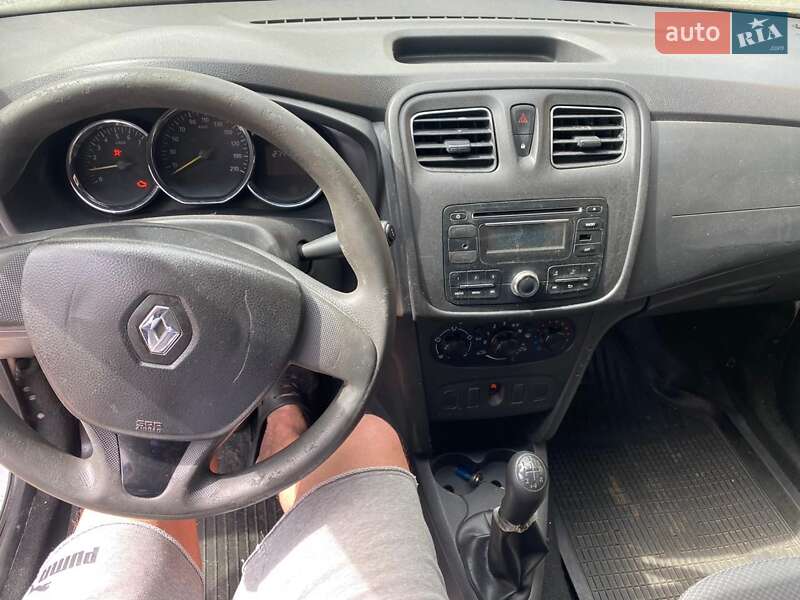 Седан Renault Logan 2016 в Киеве