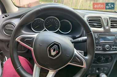 Седан Renault Logan 2017 в 