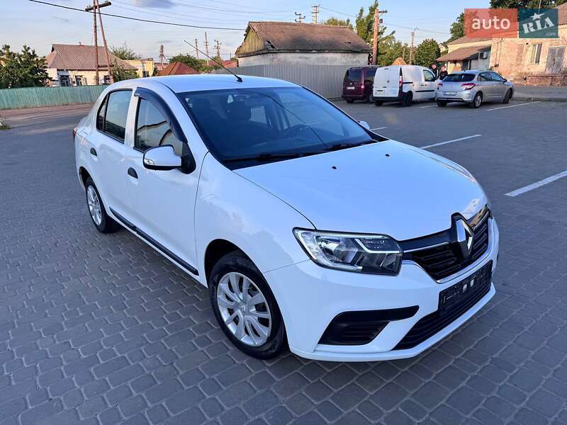 Седан Renault Logan 2019 в 