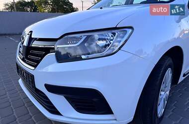 Седан Renault Logan 2019 в 