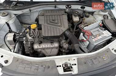 Renault Logan 2012